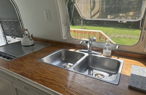 Hartwick Casa | Airstream at Turkey Hill *2* Glamping in CTown!