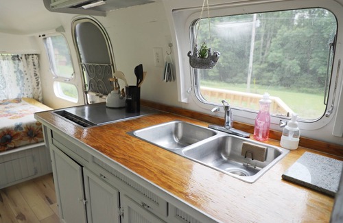 Hartwick Casa | Airstream at Turkey Hill *2* Glamping in CTown!
