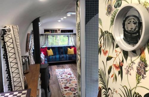 Galston Casa | Airstream Woodland Escape