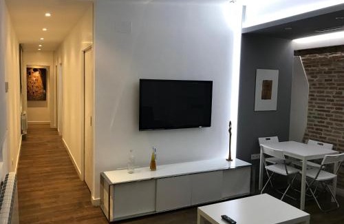 Centro de Valladolid Apartamento | AIRVA: Apartamento Duque de la Victoria