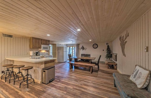 Alto Apartamento | Airy Alto Escape w/ Deck, Games & Views