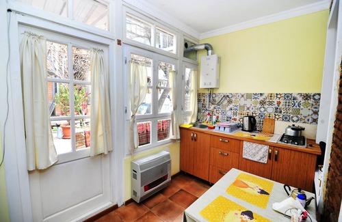 Chugureti Apartamento | Aireado el centro de Tbilisi Apartamento con patio