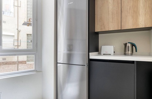 Arapiles Apartamento | Airy Chamberi 1BR w/ Doorman, nr Ciudad Universitaria, by Blueground