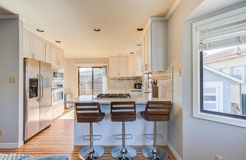 Downtown Casa | Airy South SF 3BR w/ Balcony & Backyard, nr Food & Coffee, by Blueground