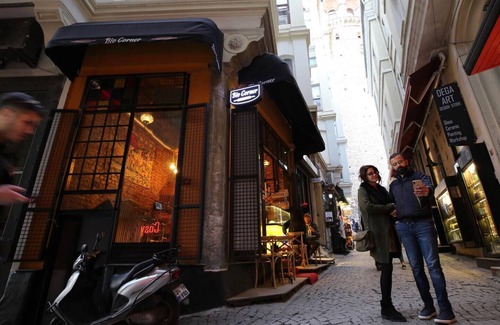 Galata Apartamento | Airy style, amazing terrace views in Galata!