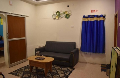 Madurai Hotel | Aishwaryam Home Stay
