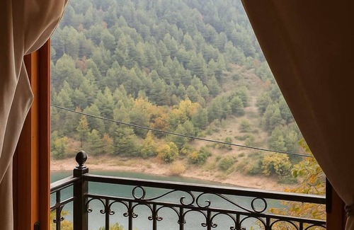 Tsivlos Apartamento | Aithra Boutique Hotel Comfy Quad Lake View Room