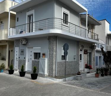 Myrtos Apartamento | Aivalis corner