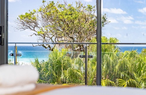 Blueys Beach Casa | Aiyana.. coastal indulgence at Blueys Beach!
