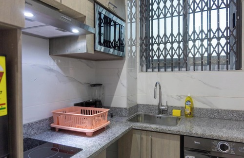 Teshie Apartamento | Akafia's Court