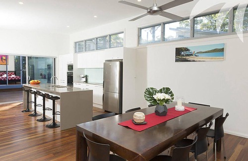 Smiths Lake Casa | Akama - Pacific Palms Holidays