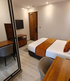 Kigali Hotel | Akira Hotel