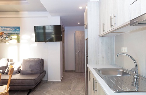 Bali Apartamento | Akrogiali Apartments by Checkin