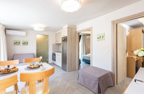 Bali Apartamento | Akrogiali Apartments by Checkin