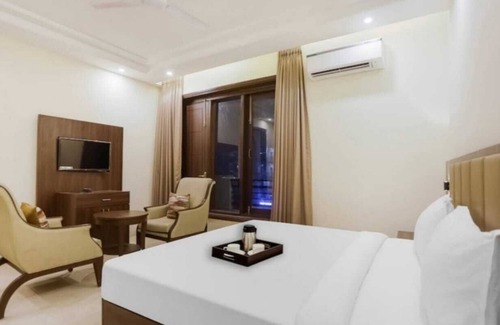 Sector 39 Hotel | Akshay Hotel