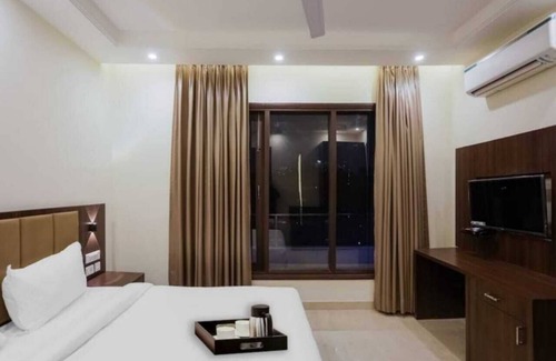 Sector 39 Hotel | Akshay Hotel
