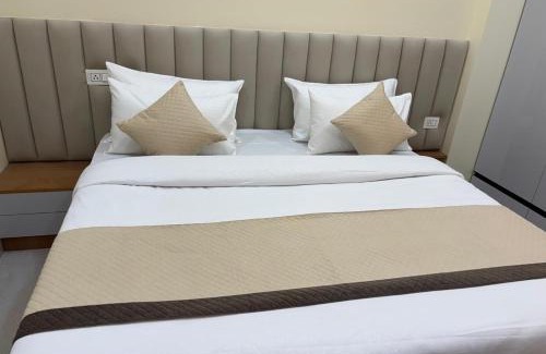 Gurugram Hotel | Akshay premium suites1 BHK Serviced Apartments Near Artemis Hospital Sector 52