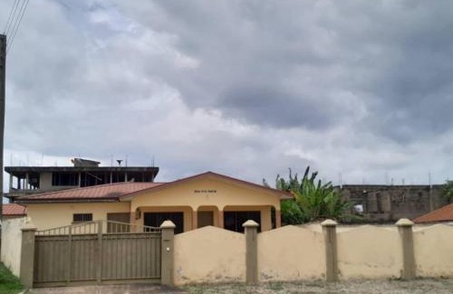 Cape Coast Apartamento | Akua Atta Panyin