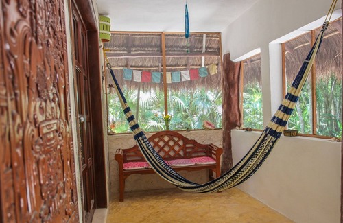 Akumal Cabina | Akumal, Art Jungle Cabin Pakal
