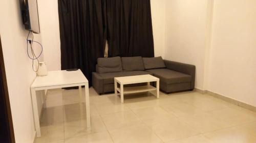 Al Jazirat Al Hamra Apartamento | AL ALKEEM HEIGHTS