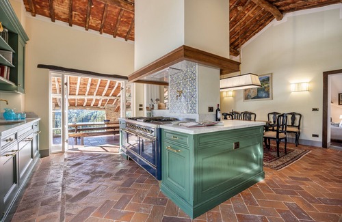 Vicopelago Casa | Impresionante villa del siglo 18, con magníficas vistas y la piscina, 8 km de Lucca