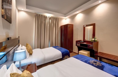 Al Qasimia Apartamento | Al Bustan Tower Hotel Suites