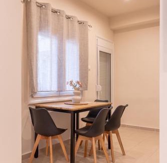 Stavros Apartamento | Al Centro No4