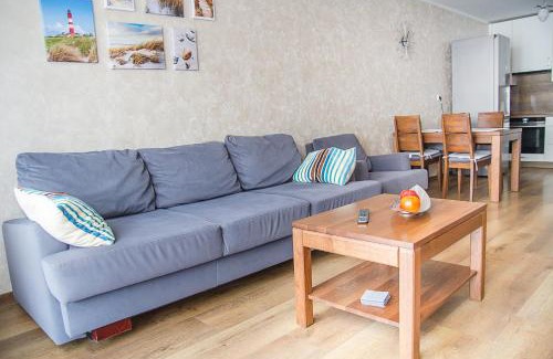 Kolobrzeg Apartamento | Al-Dom Apartamenty Wiśniowy Ogród z garażem