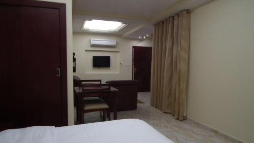 Al Ghubrah Ash Shamaliyyah Apartamento | Al Ferdous Hotel Apartments