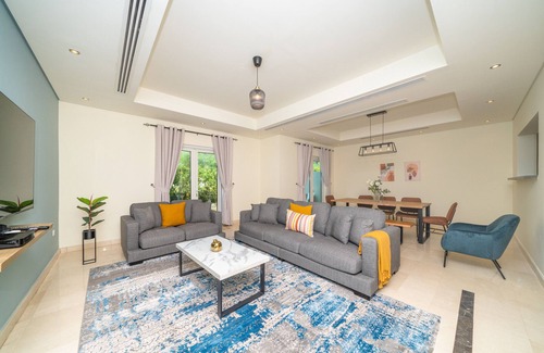Discovery Gardens Villa | Al Furjan Quortaj Villa - 3BR