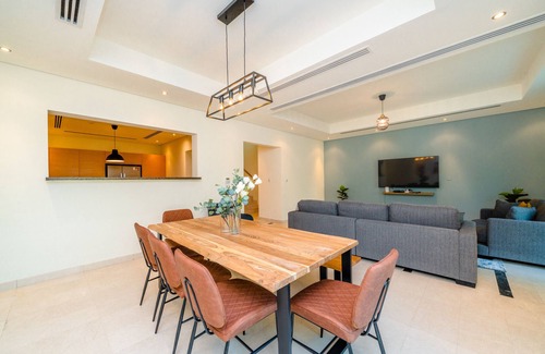 Discovery Gardens Villa | Al Furjan Quortaj Villa - 3BR