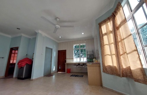 Larut Casa | AL' Indara Bunglow Homestay Taiping
