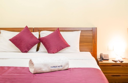 Al Sabkha Hotel | Al Karnak Hotel