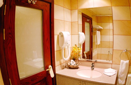 Doha Hotel | Al Liwan Suites