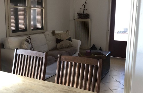 Skyros Town Casa | Al Mare, Fully-equipped house, 3 min from the Molos beach in Skyros!