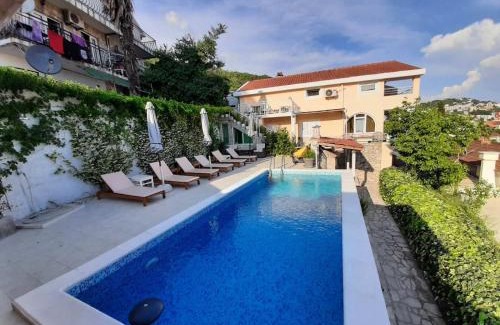 Trebesinj Apartamento | Al Mare
