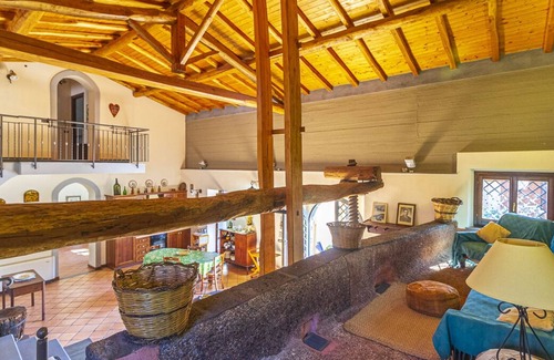 Zafferana Etnea Casa | Al Palmento - ancient Sicilian millstone at the foot of Etna