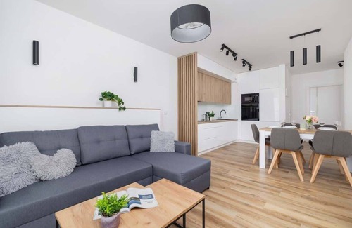 Czyzyny Apartamento | Al. Pokoju 81C | Cozy Apartment | Parking