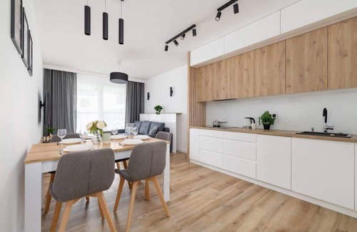 Czyzyny Apartamento | Al. Pokoju 81C | Cozy Apartment | Parking
