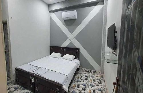 Multan Hotel | Al Qadir Residence