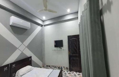 Multan Hotel | Al Qadir Residence