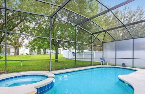 Legacy Park Casa | AL436 Beautiful 6 Bedroom Executive Pool Villa