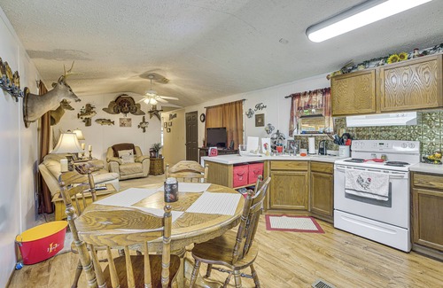 Catherine Casa | Alabama River Retreat: Dock, Fire Pit, Grill!