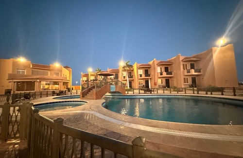 Yanbu Chalet De Esquí | ALAHLAM CHALET YANBU
