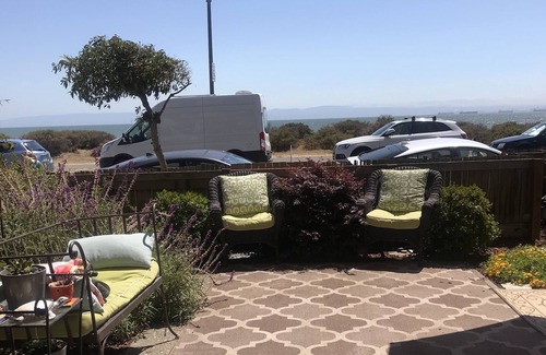 West Alameda Condominio | Alameda Beach view