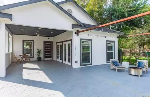 Southtown Casa | Alamo City Haven