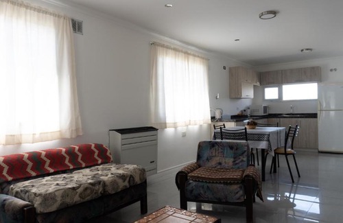 Río Gallegos Casa | Alamo Plateado Apart