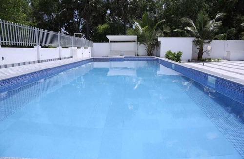 Cheyyur Villa | Alamparai Villa: Riverfront House W/ Great Views, Full Kitchen, & Strong Wi-Fi