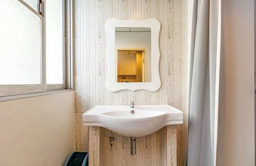 Bang Phlat Hotel | Alanda Hotel & Apartment