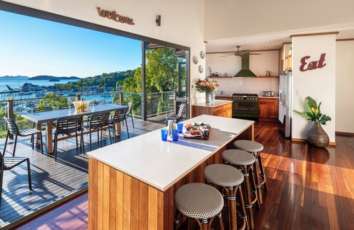 Hamilton Island Casa | Alang Alang, Alang Alang on Hamilton Island